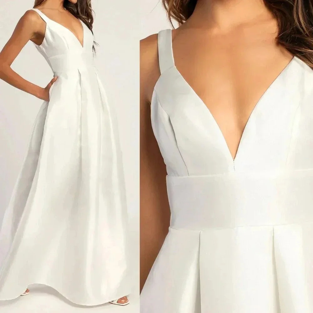 Lulu's White V-Neck Pleated Maxi Dress
